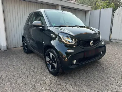Gebraucht Smart ForTwo Cabrio 90 PS (66 kW) 2018 Schwarz Cabrio
