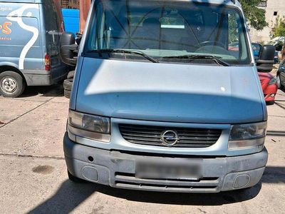 Opel Movano