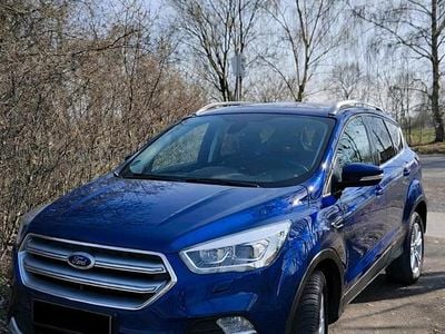 Gebraucht Ford Kuga 150 PS (110 kW) 2018 Blau SUV