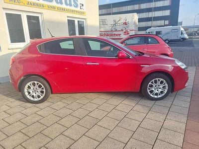 Gebraucht Alfa Romeo Giulietta Super 150 PS (110 kW) 2017 Rot Kleinwagen