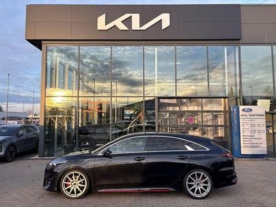 Gebraucht Kia ProCeed GT GT 204 PS (150 kW) 2023 (1k) zilinaschwarz met. Kleinwagen