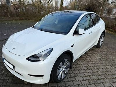 Weiß Gebraucht 2023 Tesla Model Y SUV | 30.900 € (Guter Preis)
