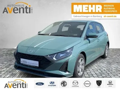 Gebraucht Hyundai i20 Select 79 PS (58 kW) 2025 Grün Kleinwagen