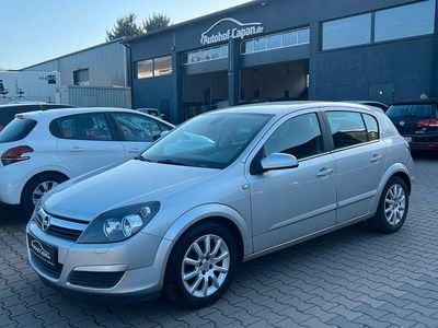 Gebraucht Opel Astra Edition 90 PS (66 kW) 2004 Silber Limousine