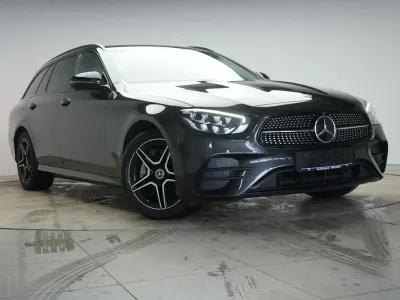 Gebraucht Mercedes E300 AMG 306 PS (225 kW) 2022 Grau Limousine
