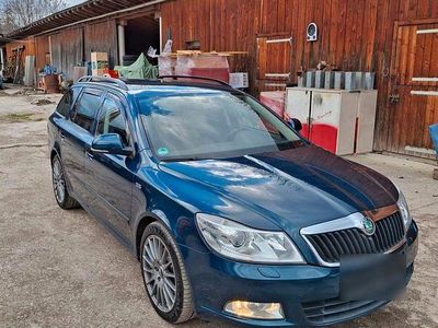 Gebraucht Skoda Octavia Family 140 PS (102 kW) 2012 Kombi