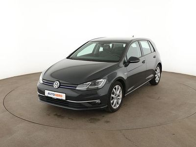 Gebraucht VW Golf VII Highline 131 PS (96 kW) 2019 Grau Limousine