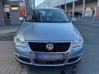 Gebraucht VW Passat 140 PS (102 kW) 2008 Blau Kombi