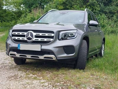 Mercedes GLB200