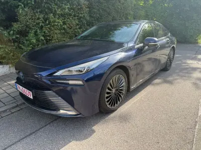 Gebraucht Toyota Mirai Advance 182 PS (133 kW) 2021 Blau Limousine