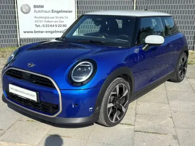 Gebraucht Mini John Cooper Works 156 PS (114 kW) 2025 Blau Kleinwagen