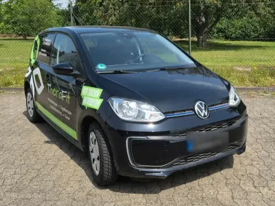 Gebraucht VW e-up! 61 kW (83 PS) 2021 Schwarz Kleinwagen