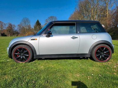 Usata Mini Cooper 115 CV (84 kW) 2004 Argento Utilitaria