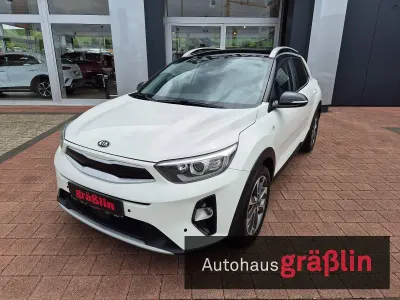 Gebraucht Kia Stonic Spirit 120 PS (88 kW) 2018 Weiß SUV