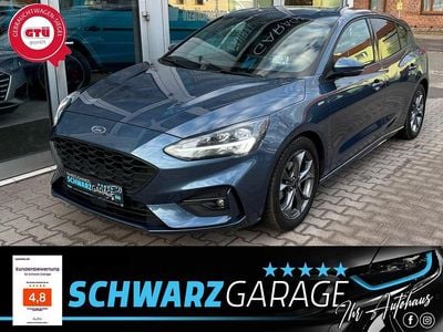 Blau Gebraucht 2021 Ford Focus ST-Line Limousine | 17.990 € (Fairer Preis)