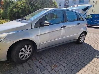 Mercedes B170
