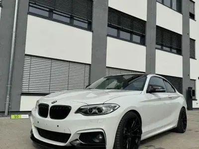 Gebraucht BMW 220 M Sport 184 PS (135 kW) 2016 Weiß Coupé