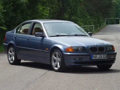 Gebraucht BMW 328 Sport Line 193 PS (141 kW) 1999 Blau Limousine