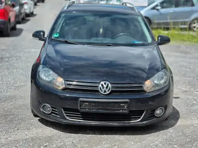 Gebraucht VW Golf VI Style 105 PS (77 kW) 2011 Schwarz Kleinwagen