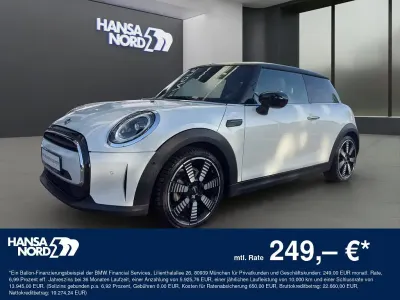 Gebraucht Mini Cooper 136 PS (100 kW) 2023 Weiß Kleinwagen