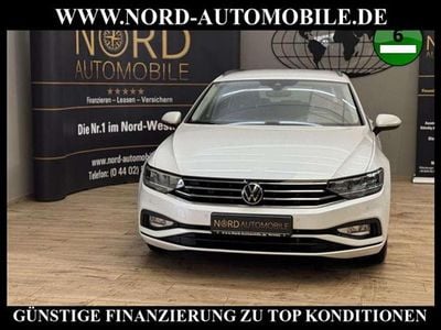 Gebraucht VW Passat Conceptline 150 PS (110 kW) 2022 Oryxweiß perlmutteffekt Kombi
