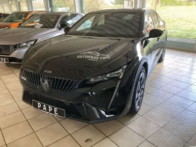Gebraucht Peugeot 408 GT 136 PS (100 kW) 2025 Lackierung schwarz perla nera Kleinwagen