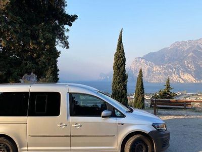 Silber Gebraucht 2018 VW Caddy Maxi Van / Kleinbus | 12.900 € (Guter Preis)