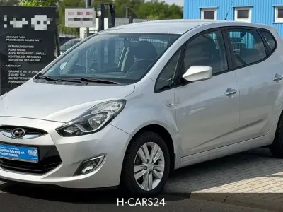 Gebraucht Hyundai ix20 Trend 125 PS (91 kW) 2014 Silber Kleinwagen