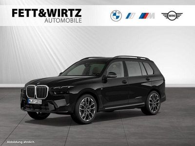 Gebraucht BMW X7 M Sport 352 PS (258 kW) 2025 Saphirschwarz metallic SUV
