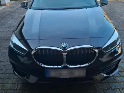 Usata BMW 118 Advantage 140 CV (102 kW) 2019 Nero Utilitaria