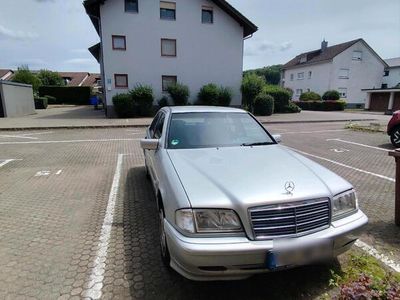 Mercedes C200