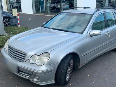 Mercedes C200