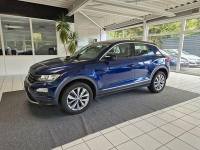 Second-hand VW T-Roc Style 150 CP (110 kW) 2020 Albastru SUV