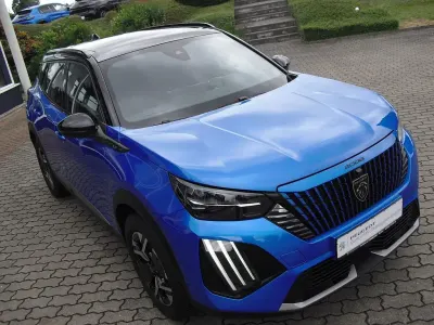 Gebraucht Peugeot 2008 GT 131 PS (96 kW) 2024 Blau SUV