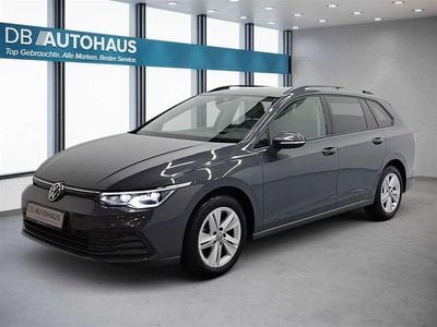 Grau Gebraucht 2023 VW Golf VIII Life Kombi | 21.420 € (Guter Preis)