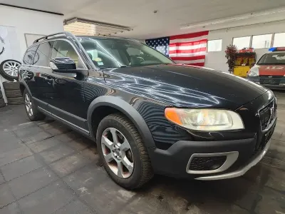 Gebraucht Volvo XC70 Summum 185 PS (136 kW) 2008 Schwarz Kombi