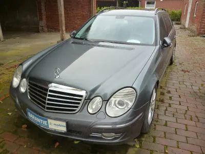 Gebraucht Mercedes E320 Avantgarde 224 PS (164 kW) 2008 Grau Kombi
