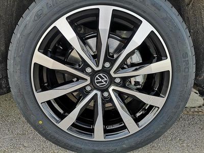 Neu VW Multivan Comfortline 179 PS (131 kW) 2025 Puregrey Van