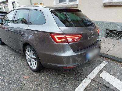 Usata Seat Leon ST Style 110 CV (80 kW) 2015 Marrone Station wagon