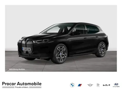 Gebraucht BMW iX 239 kW (326 PS) 2023 Saphirschwarz SUV