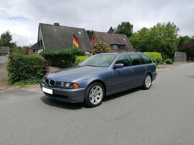 BMW 525