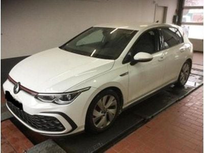 Gebraucht VW Golf VII GTI 245 PS (180 kW) 2021 Weiss Kleinwagen