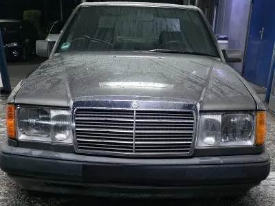 Gebraucht Mercedes 230 132 PS (97 kW) 1989 Grau Limousine