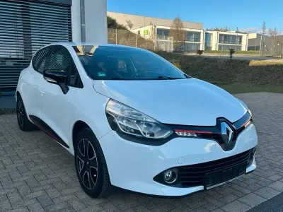 Używany Renault Clio IV 75 KM (55 kW) 2015 Biały Hatchback
