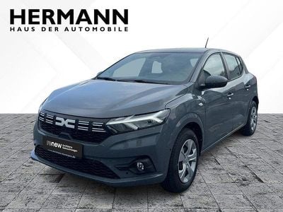 Neu Dacia Sandero Expression 91 PS (66 kW) 2025 Schiefergrau (grau) Limousine