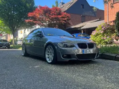 Gebraucht BMW 330 Sport Line 231 PS (169 kW) 2007 Grau Coupé