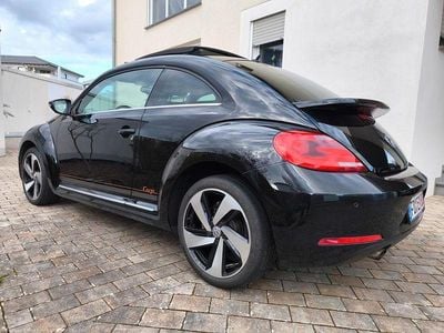 Gebraucht VW Beetle Cup 105 PS (77 kW) 2014 Schwarz Kleinwagen