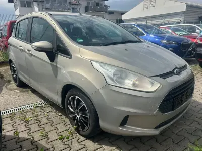 Gebraucht Ford B-MAX Trend 120 PS (88 kW) 2012 Silber Van / Kleinbus