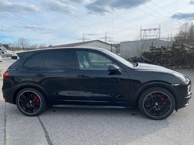 Porsche Cayenne GTS