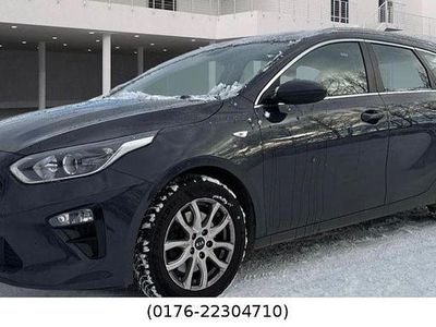 Gebraucht Kia Ceed Sportswagon Vision 136 PS (100 kW) 2021 Grau Kombi